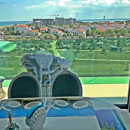 Blue Mamaia Nord