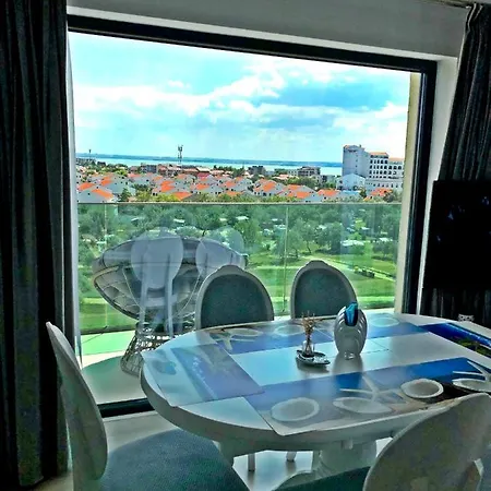Apartament Blue Mamaia Nord *